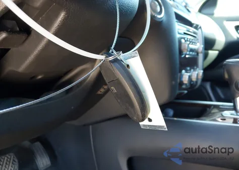 2013 Nissan Pathfinder Sl from USA, damaged, VIN 5N1AR2MN8DC636080